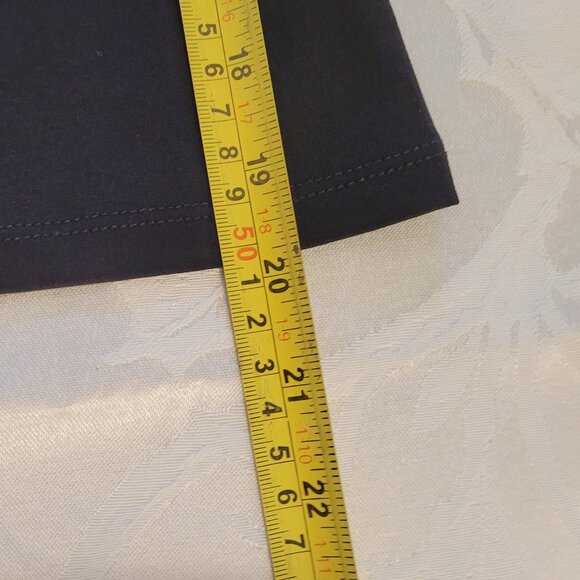 Forever 21 Black Deep V Bell Long Sleeve Top EUC - Picture 6 of 6